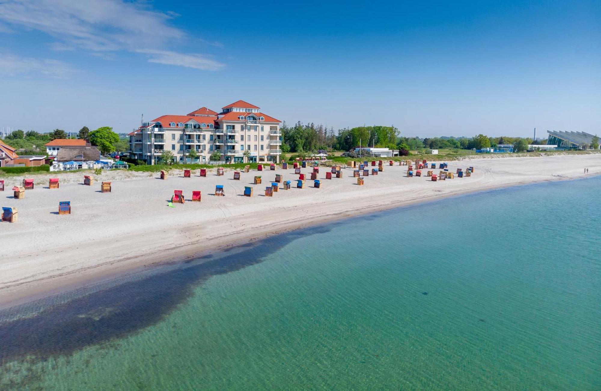 Strandburg Azurblau Burgtiefe auf Fehmarn المظهر الخارجي الصورة